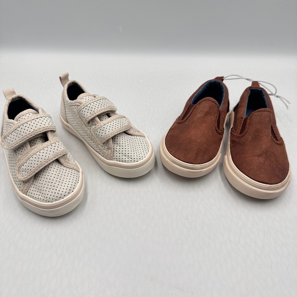 Toddler Old Navy Unisex Perforated Faux-Suede Double-Strap Sneakers & Loafers 6 - Picture 2 of 7